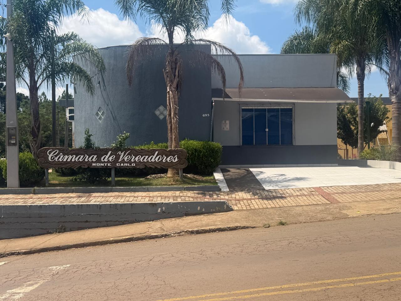 Câmara de Vereadores abre edital de processo seletivo simplificado